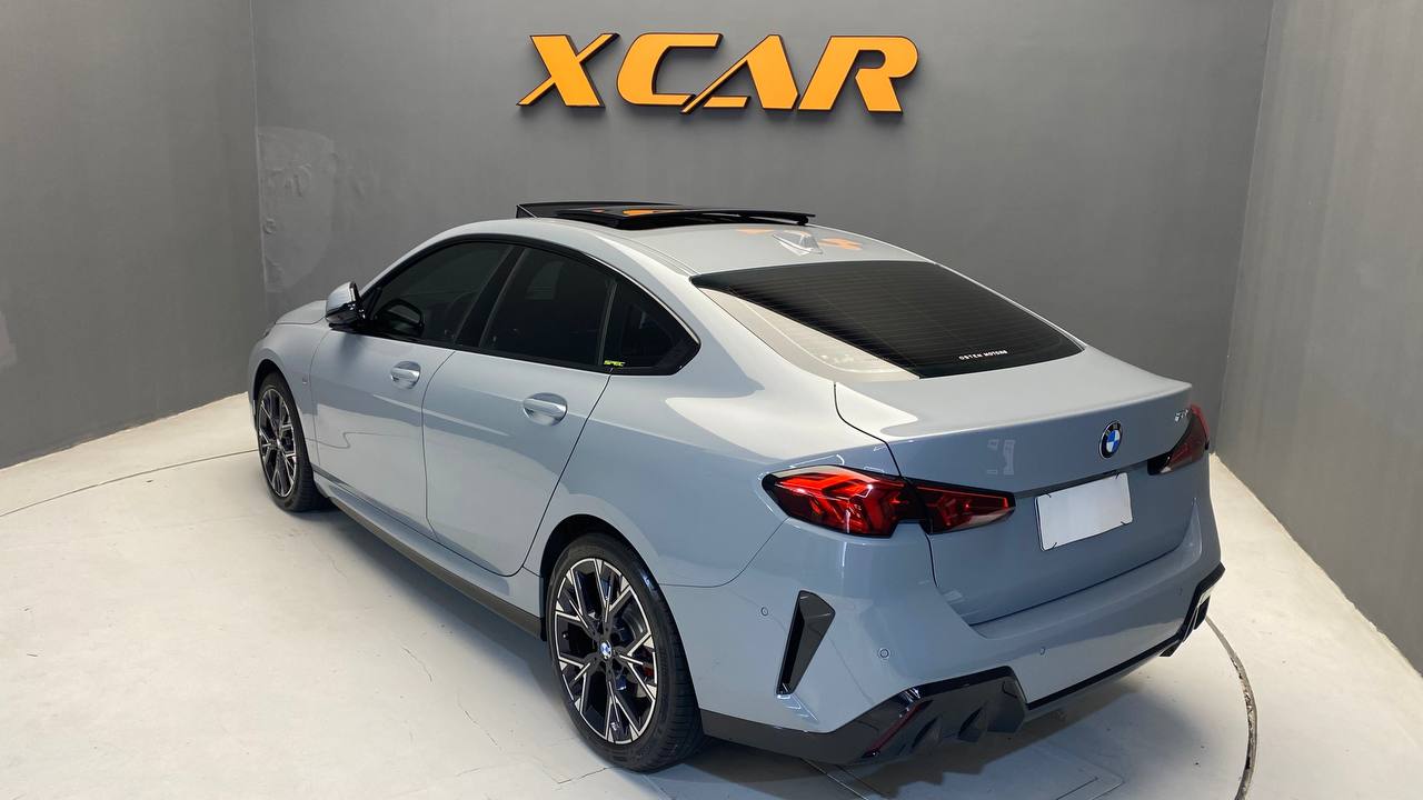 BMW 220i