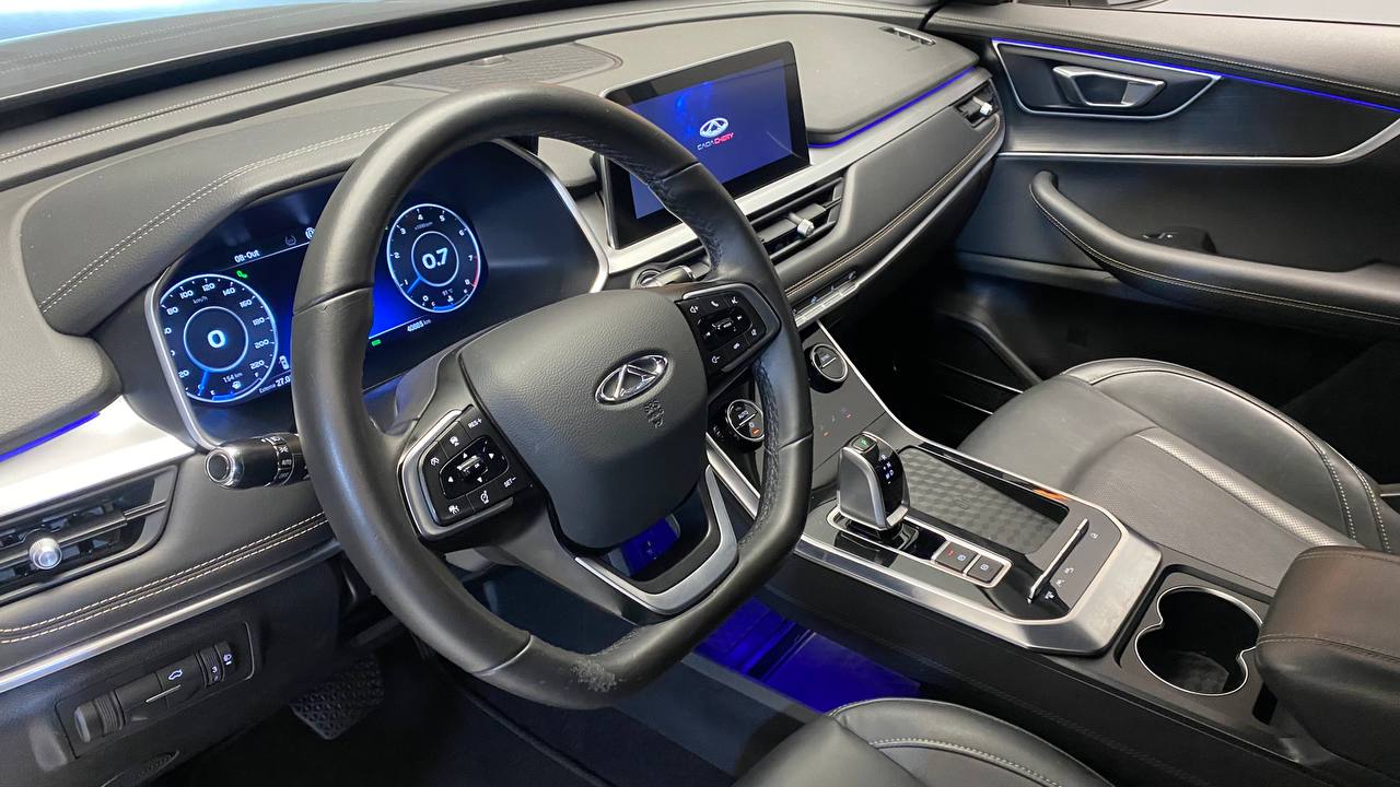 CHERY TIGGO 8