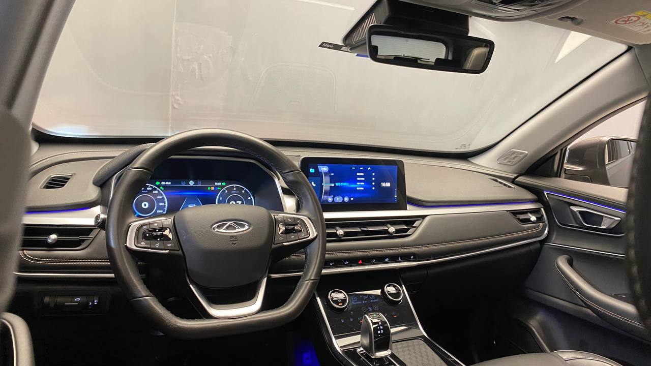 CHERY TIGGO 8