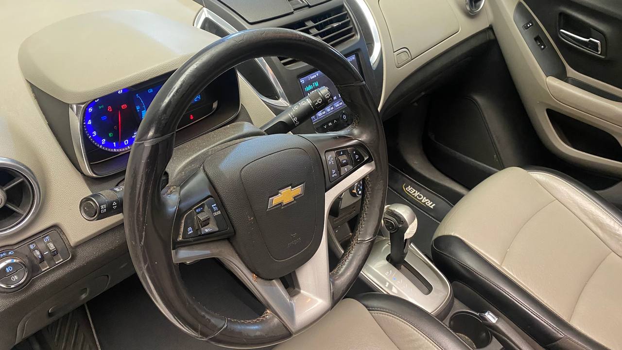 CHEVROLET TRACKER