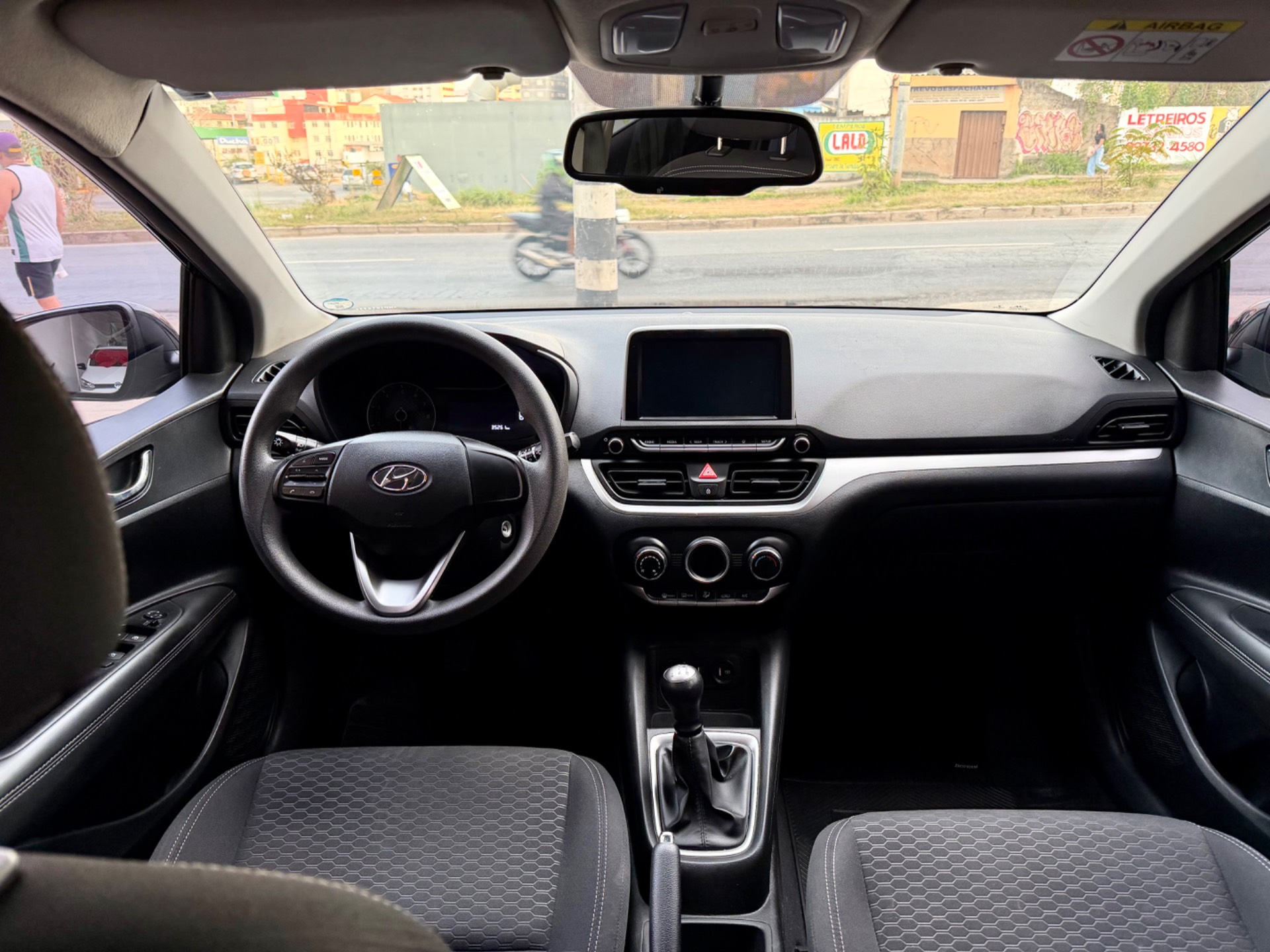 HYUNDAI HB20