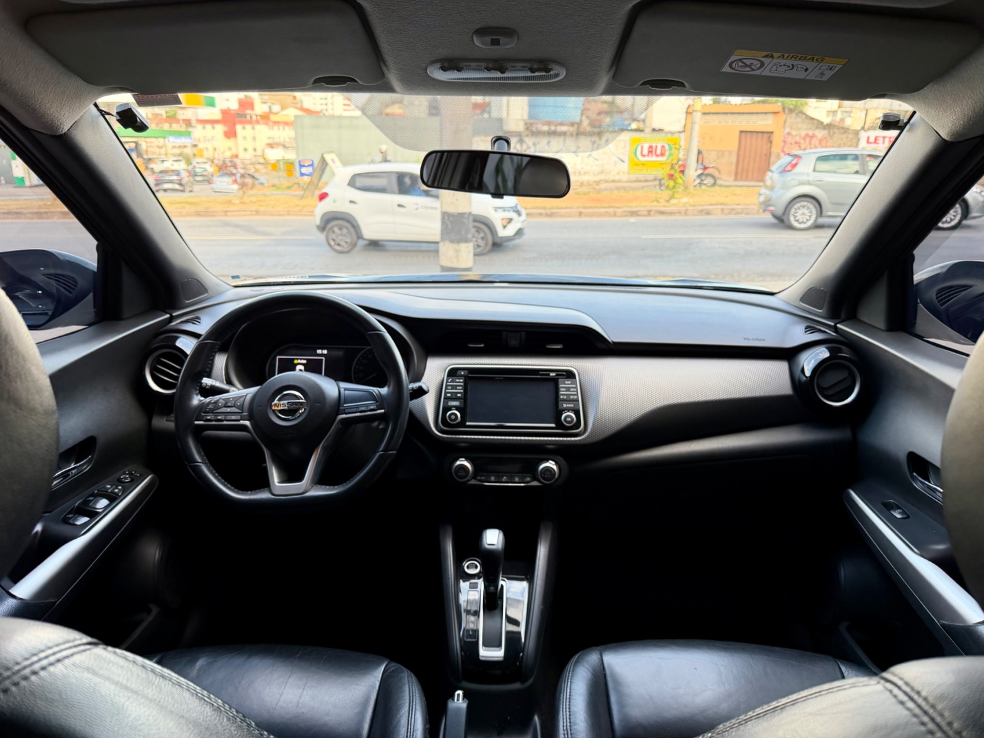 NISSAN KICKS