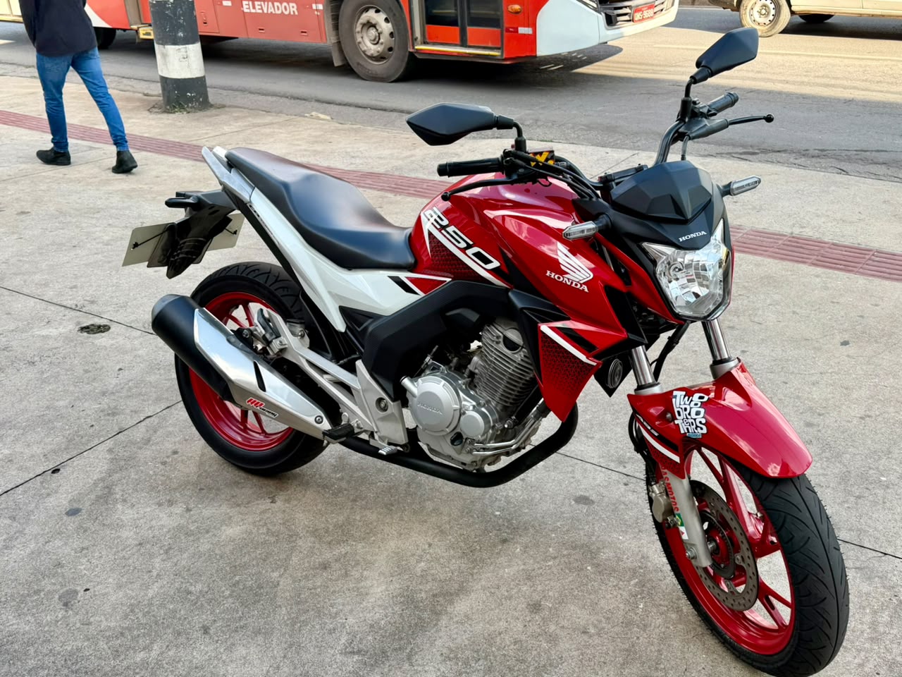 HONDA CB 250F TWISTER ABS