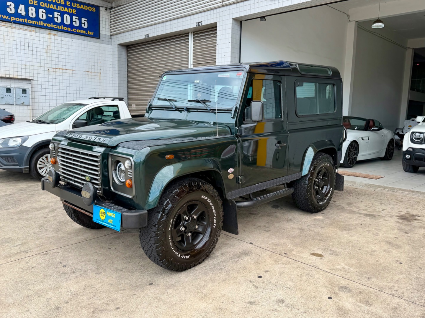 LAND ROVER DEFENDER