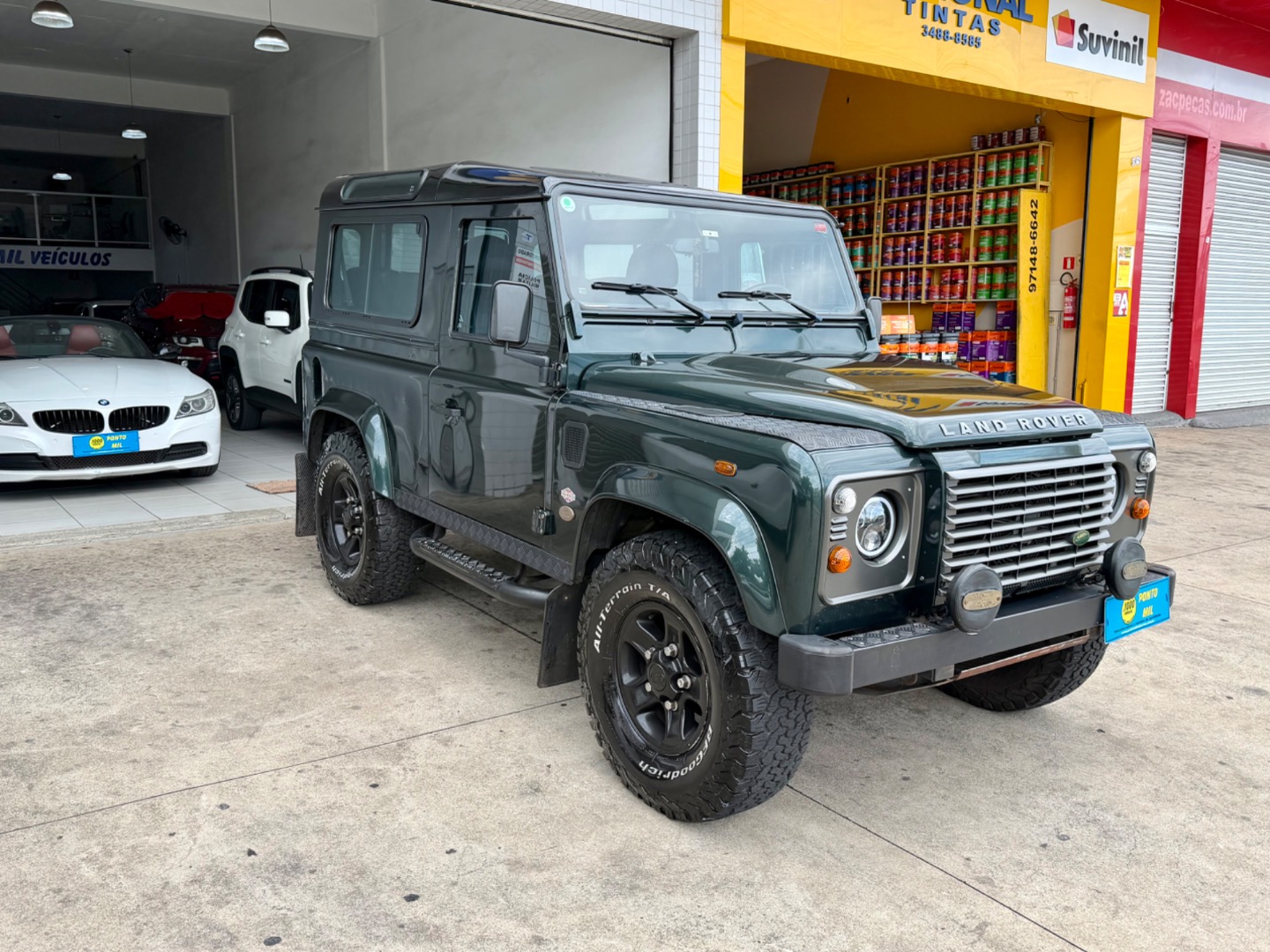 LAND ROVER DEFENDER