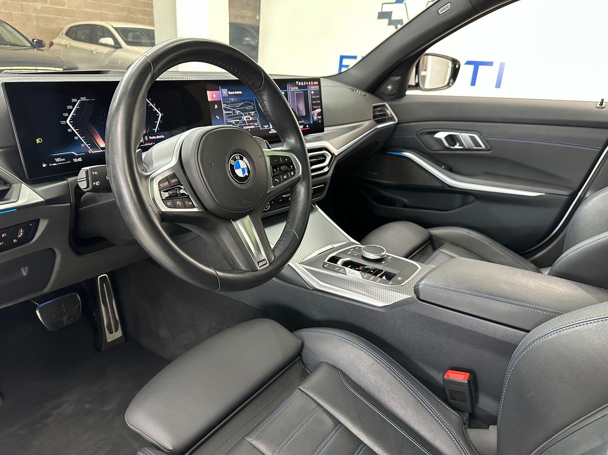 BMW 320i