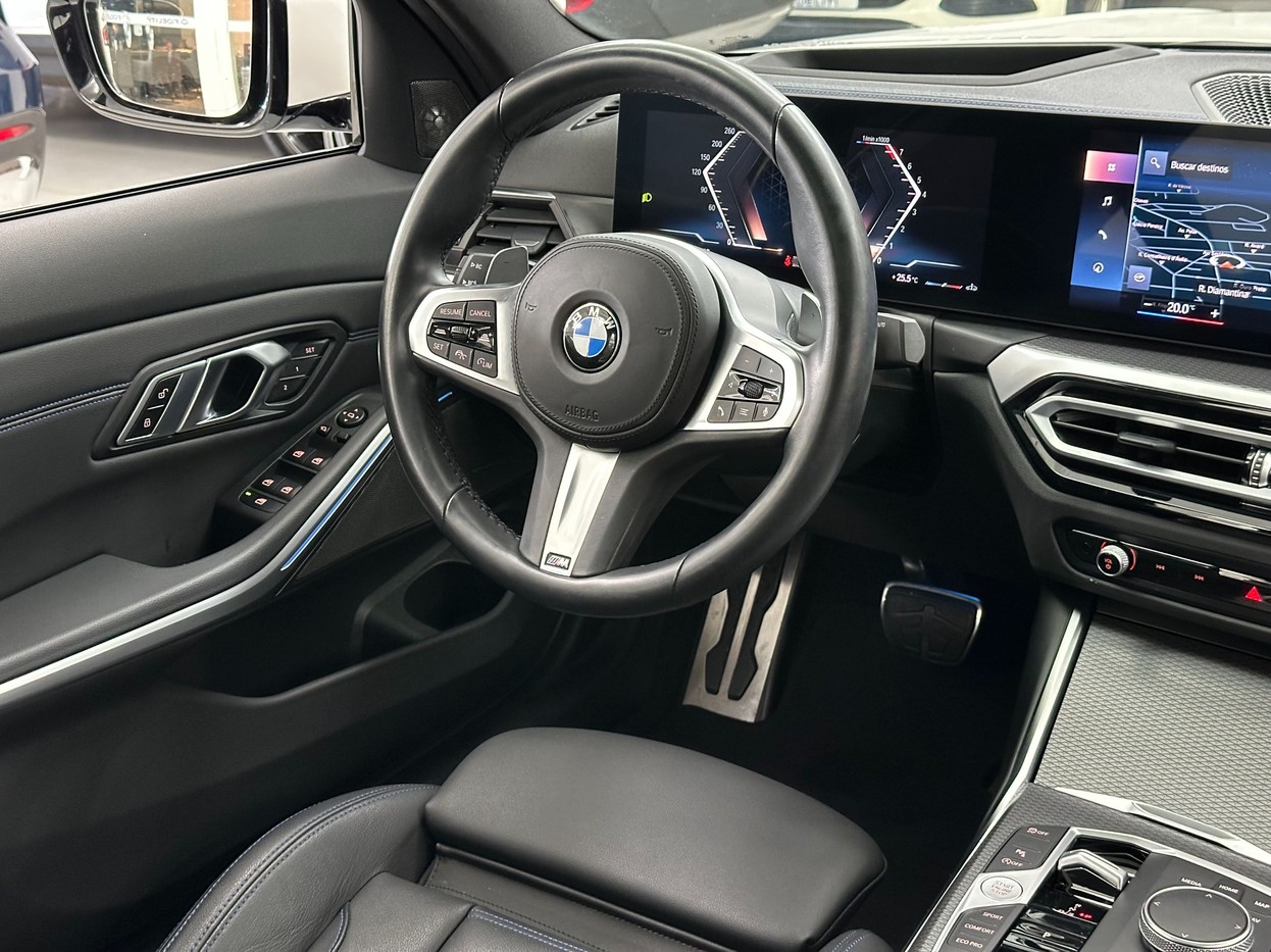 BMW 320i