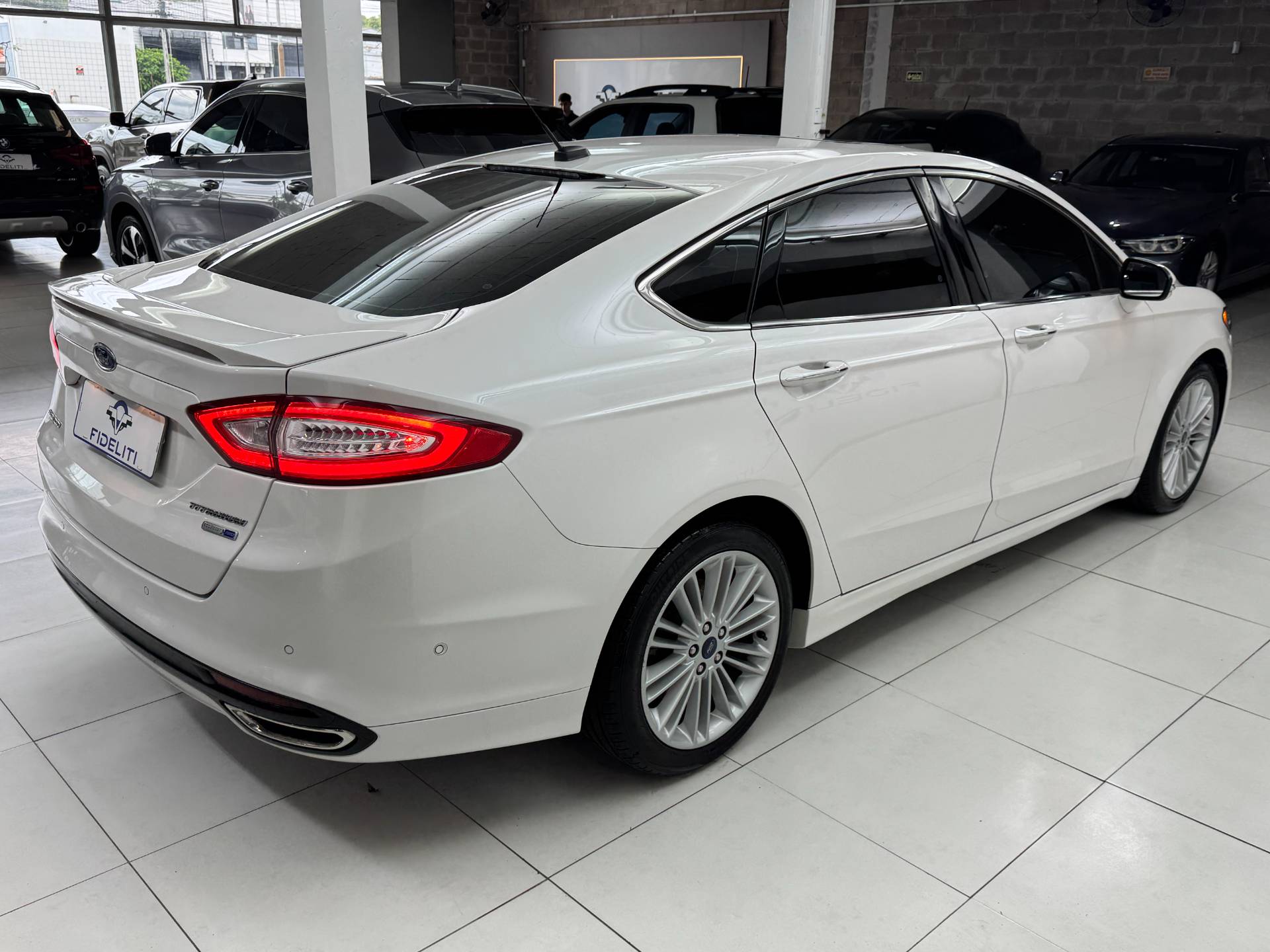 FORD FUSION
