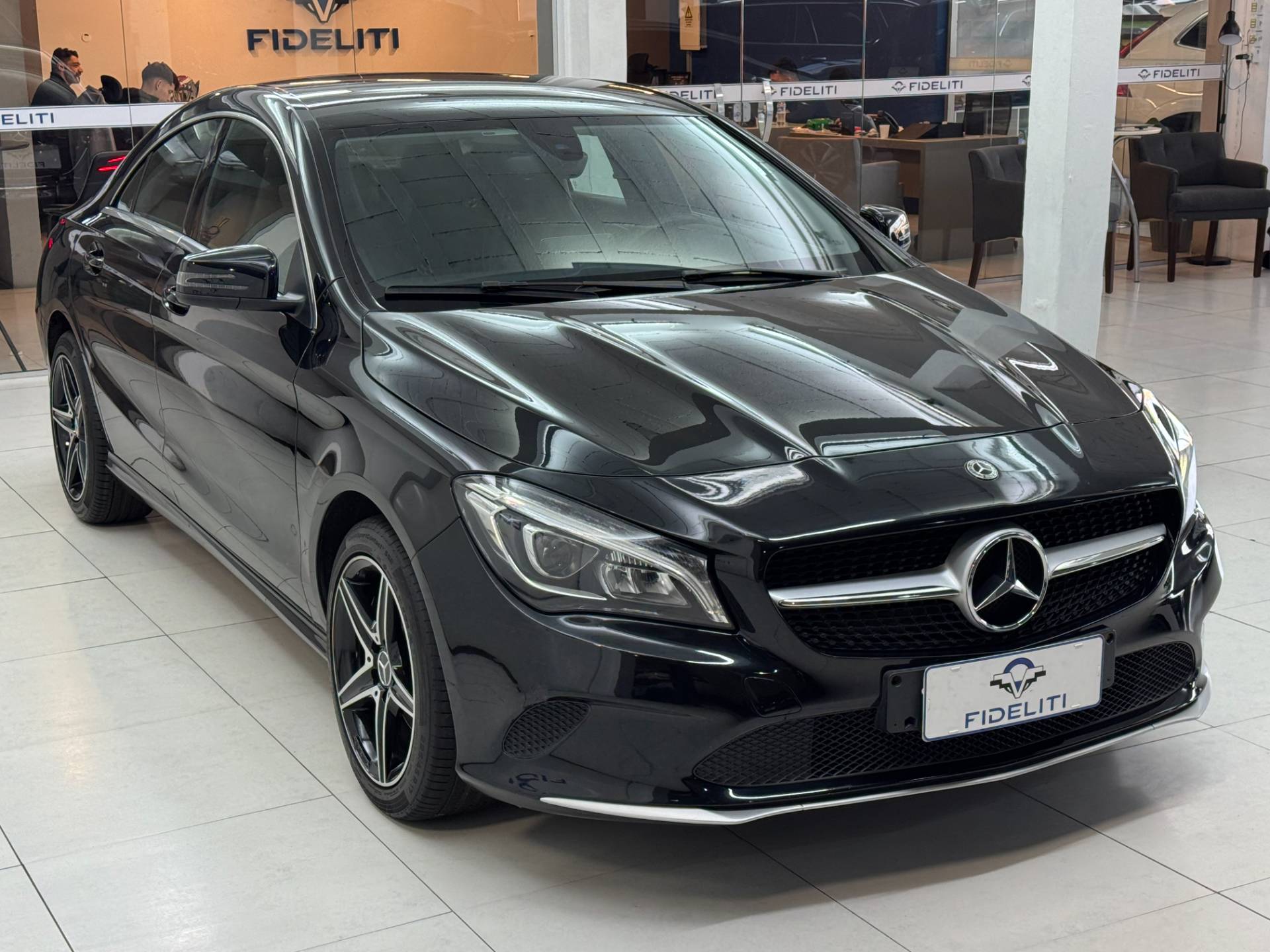 MERCEDES-BENZ CLA 180