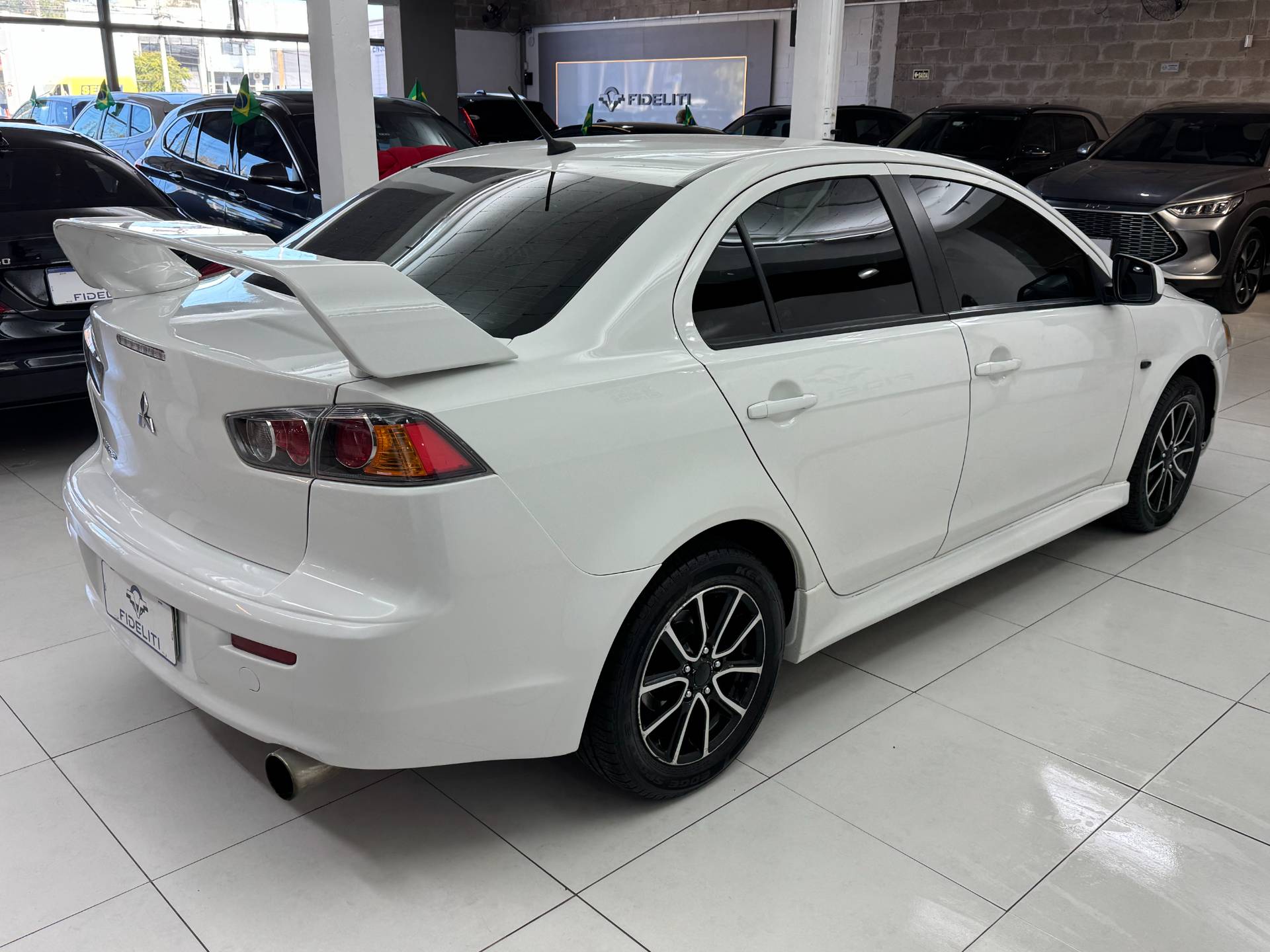 MITSUBISHI LANCER