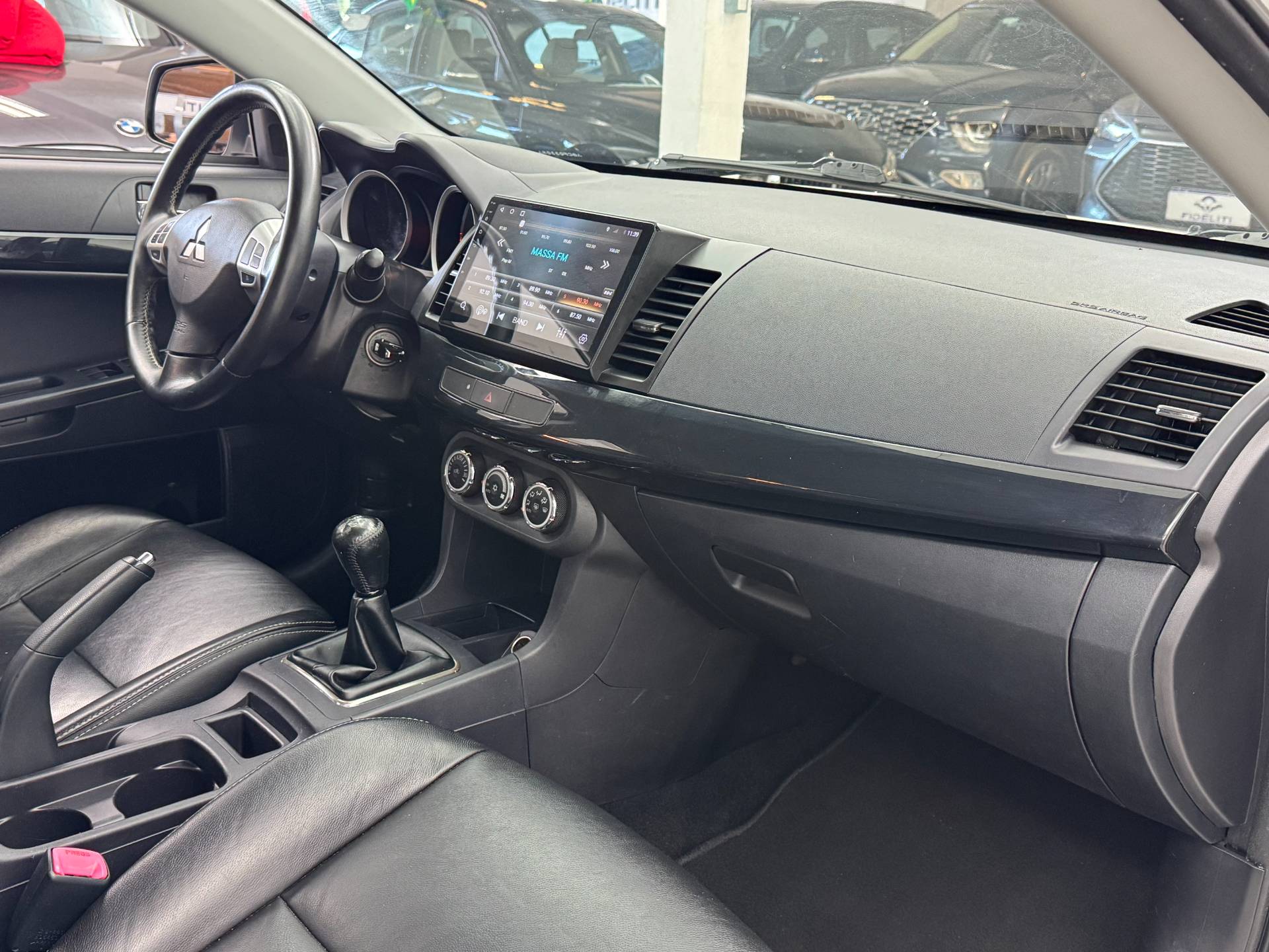 MITSUBISHI LANCER