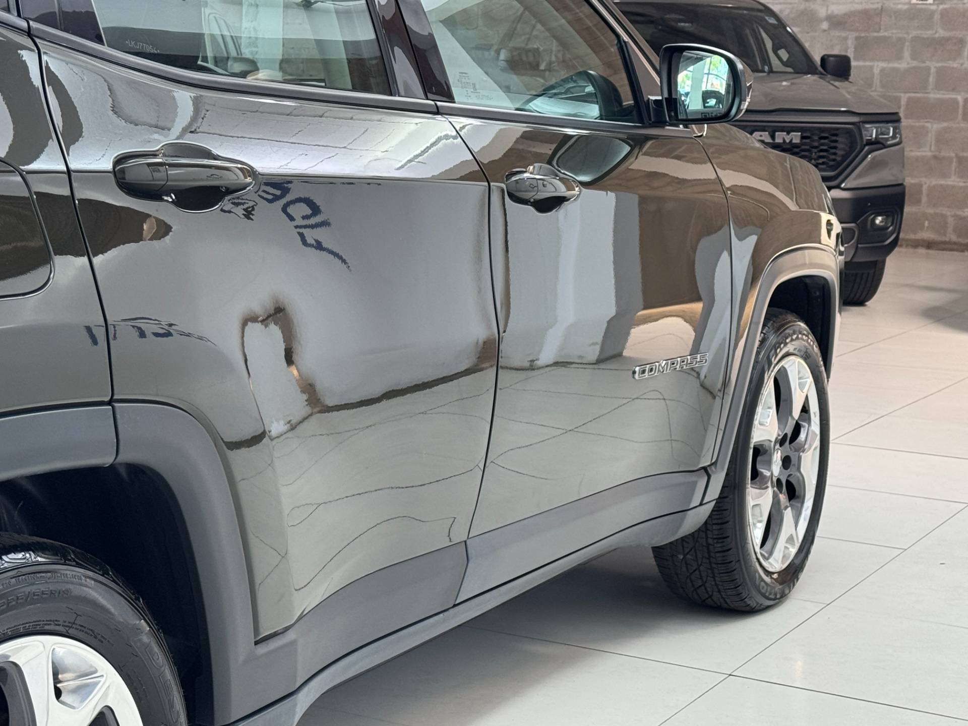 JEEP COMPASS