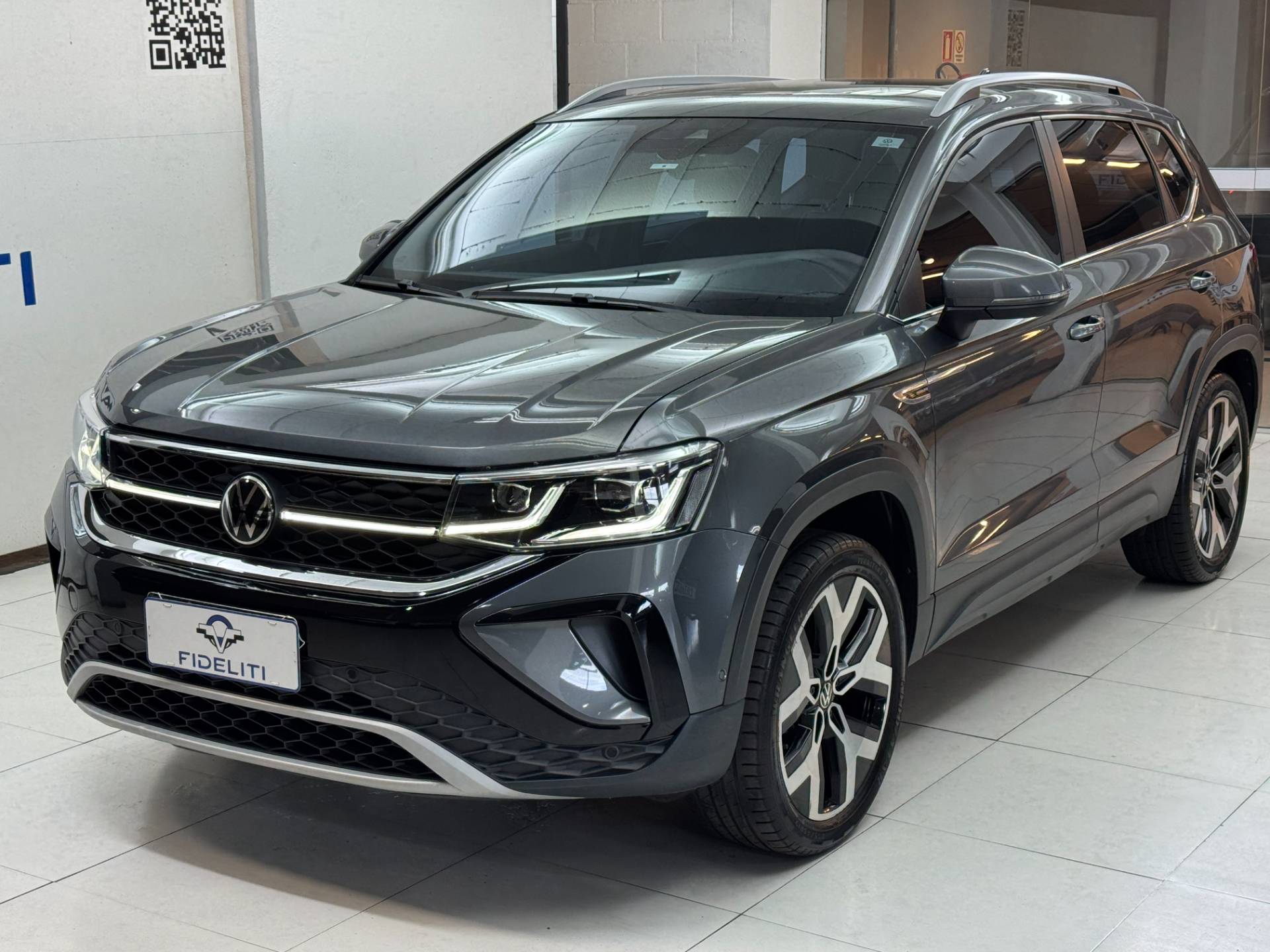 VOLKSWAGEN TAOS