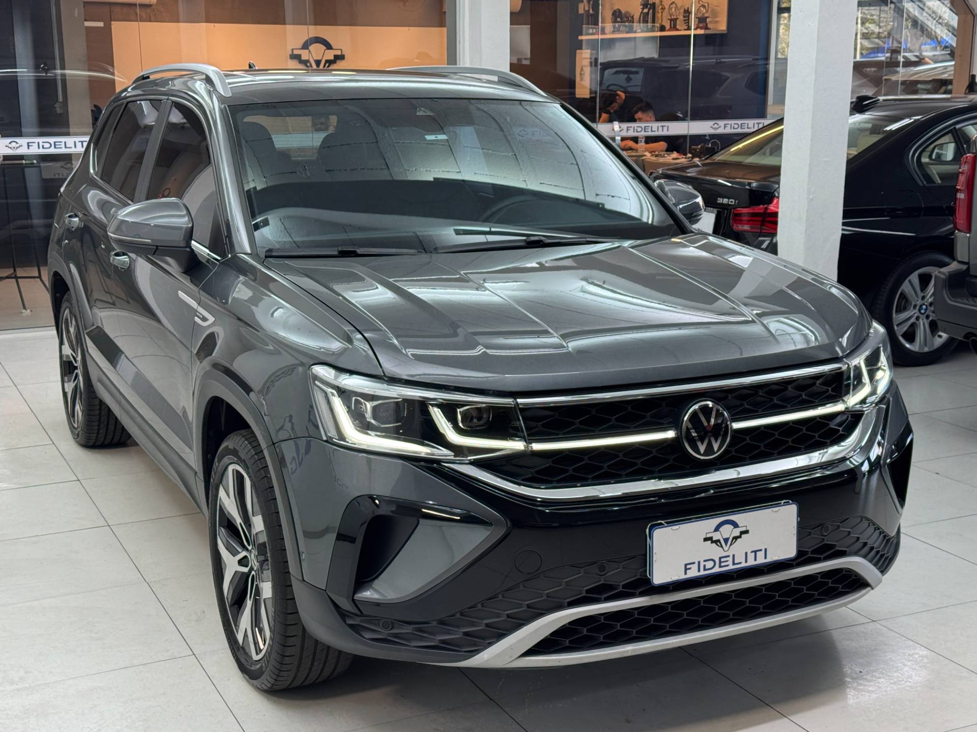 VOLKSWAGEN TAOS
