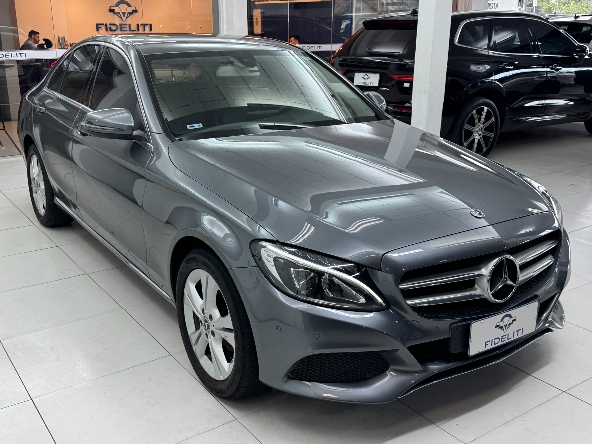 MERCEDES-BENZ C 180