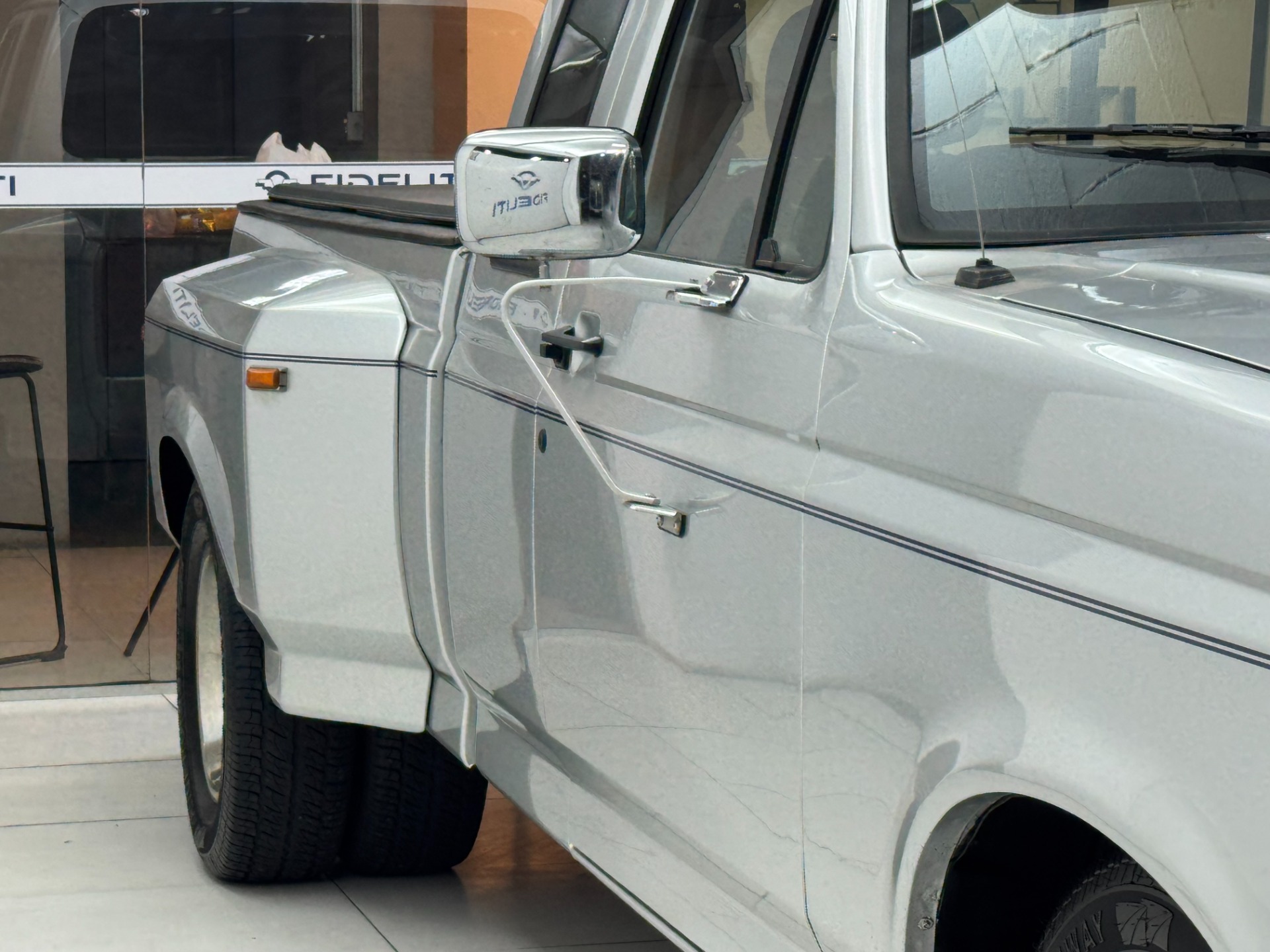 FORD F-1000