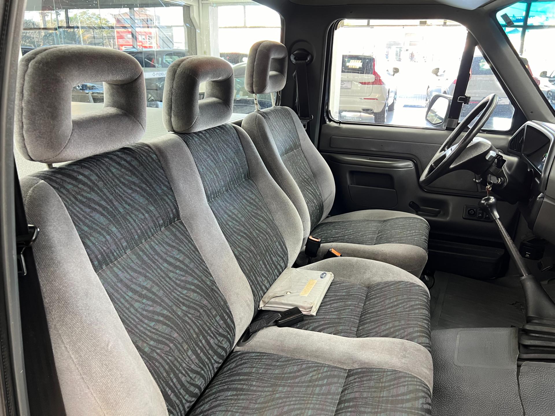 FORD F-1000