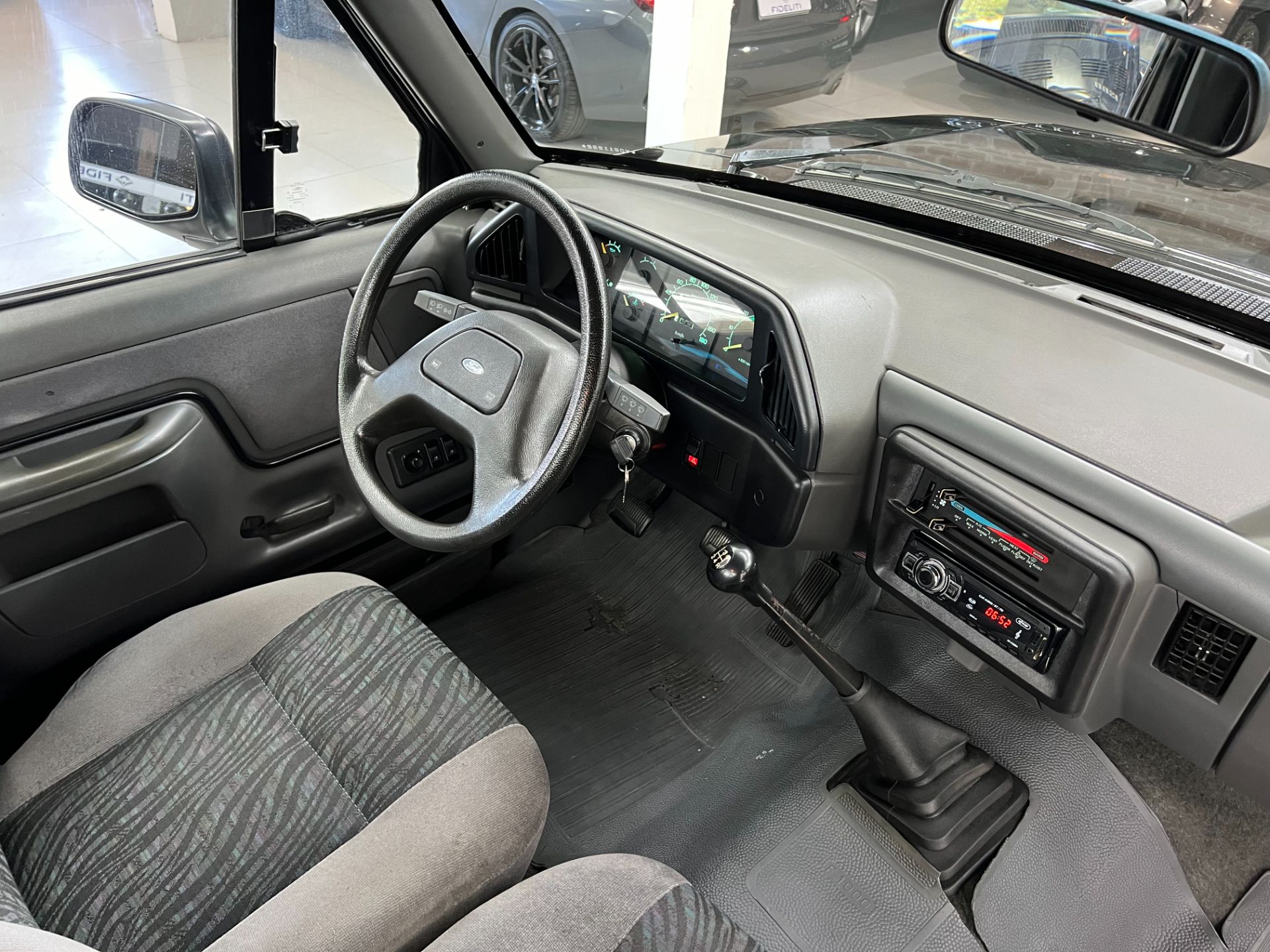 FORD F-1000