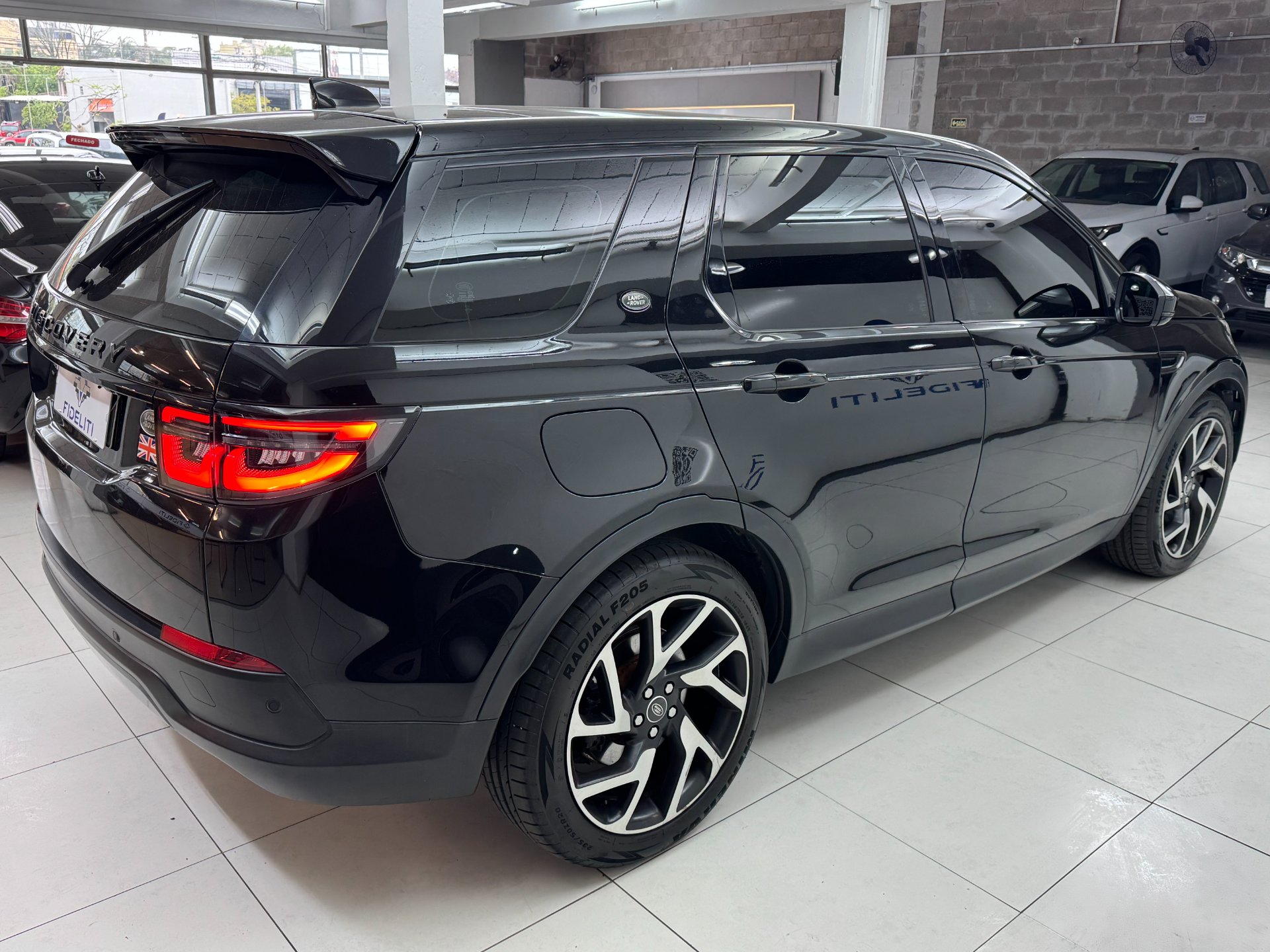 LAND ROVER DISCOVERY SPORT