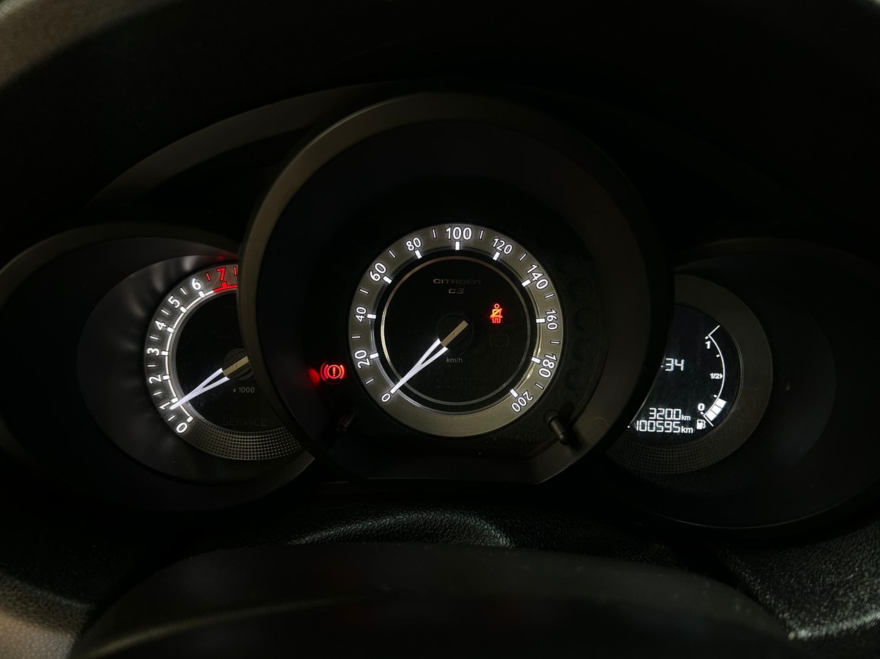 Car Image 12