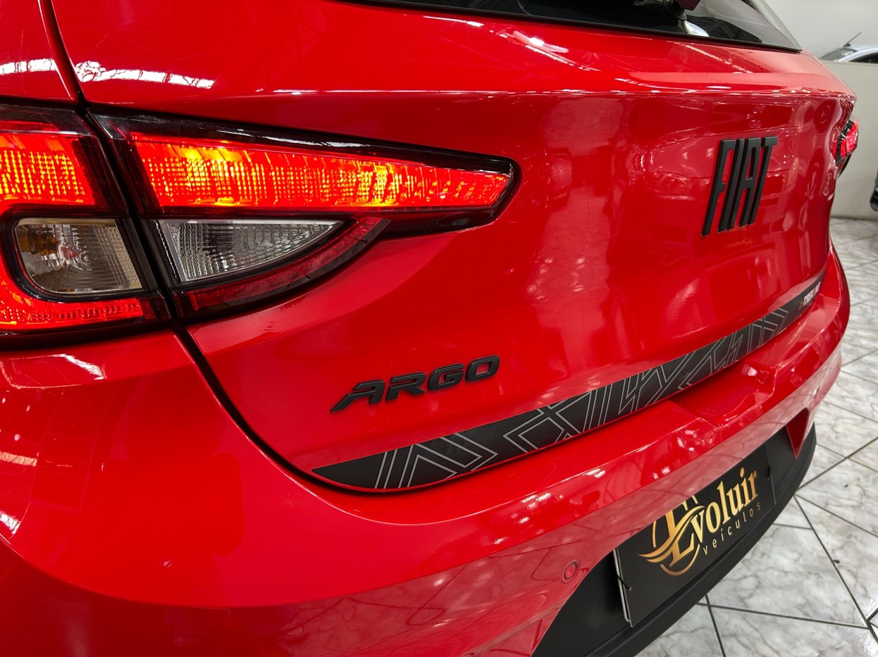 Car Image 16