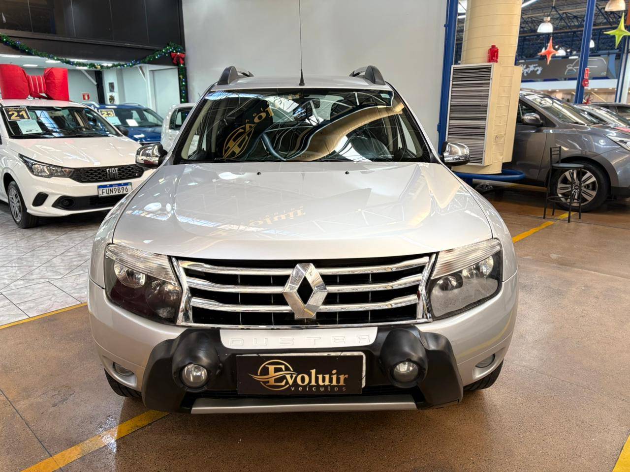 RENAULT DUSTER