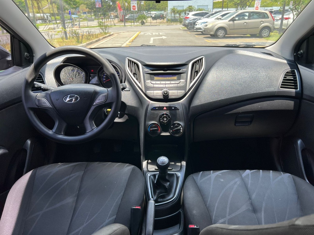 HYUNDAI HB20 1.0 COMFORT PLUS 12V 2014