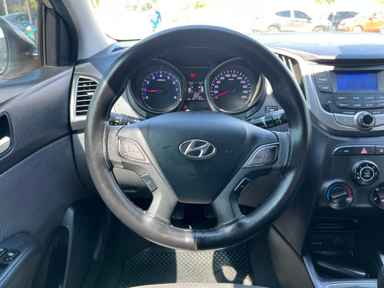 HYUNDAI HB20S 1.6 COMFORT PLUS 16V