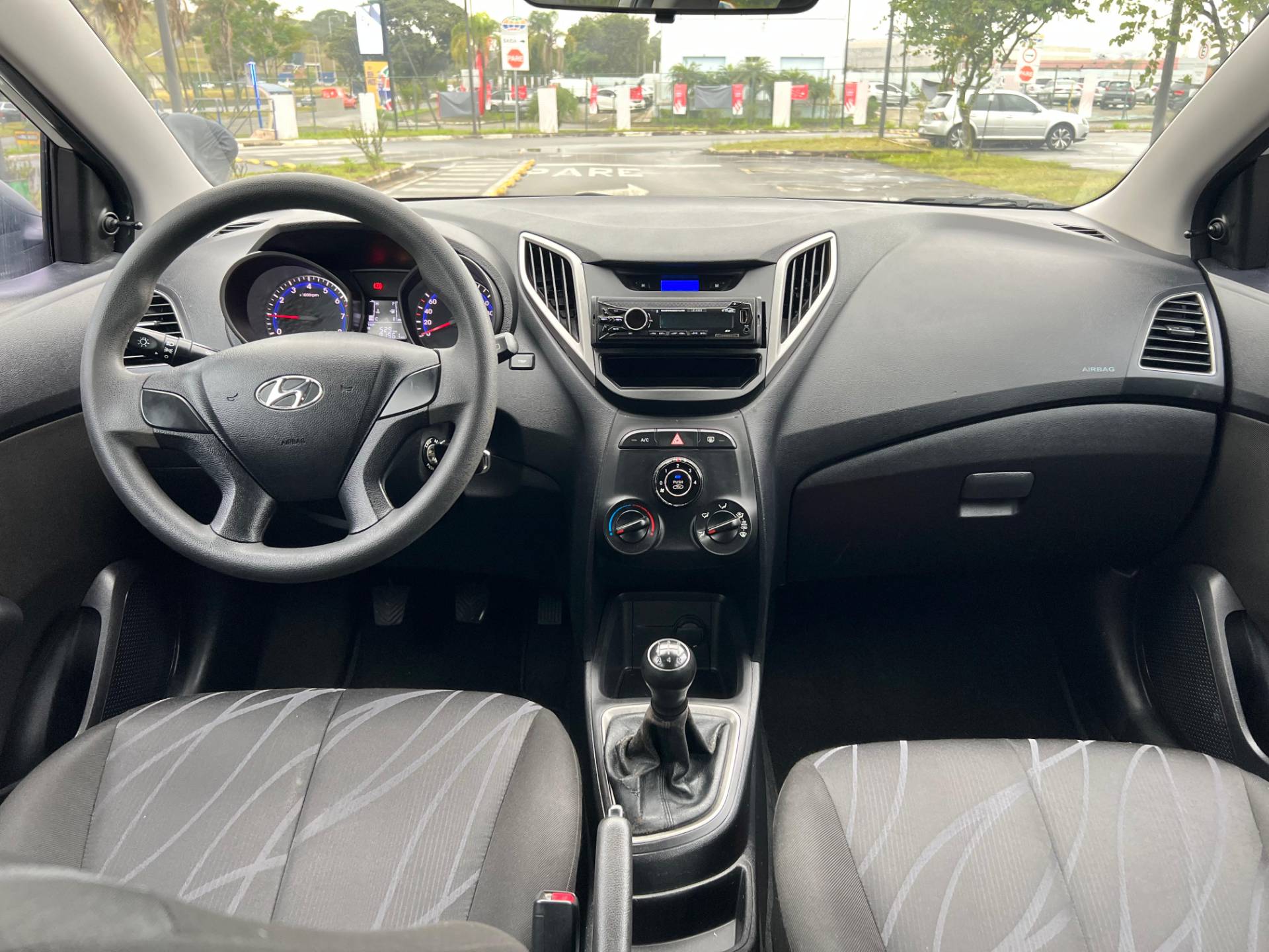 HYUNDAI HB20