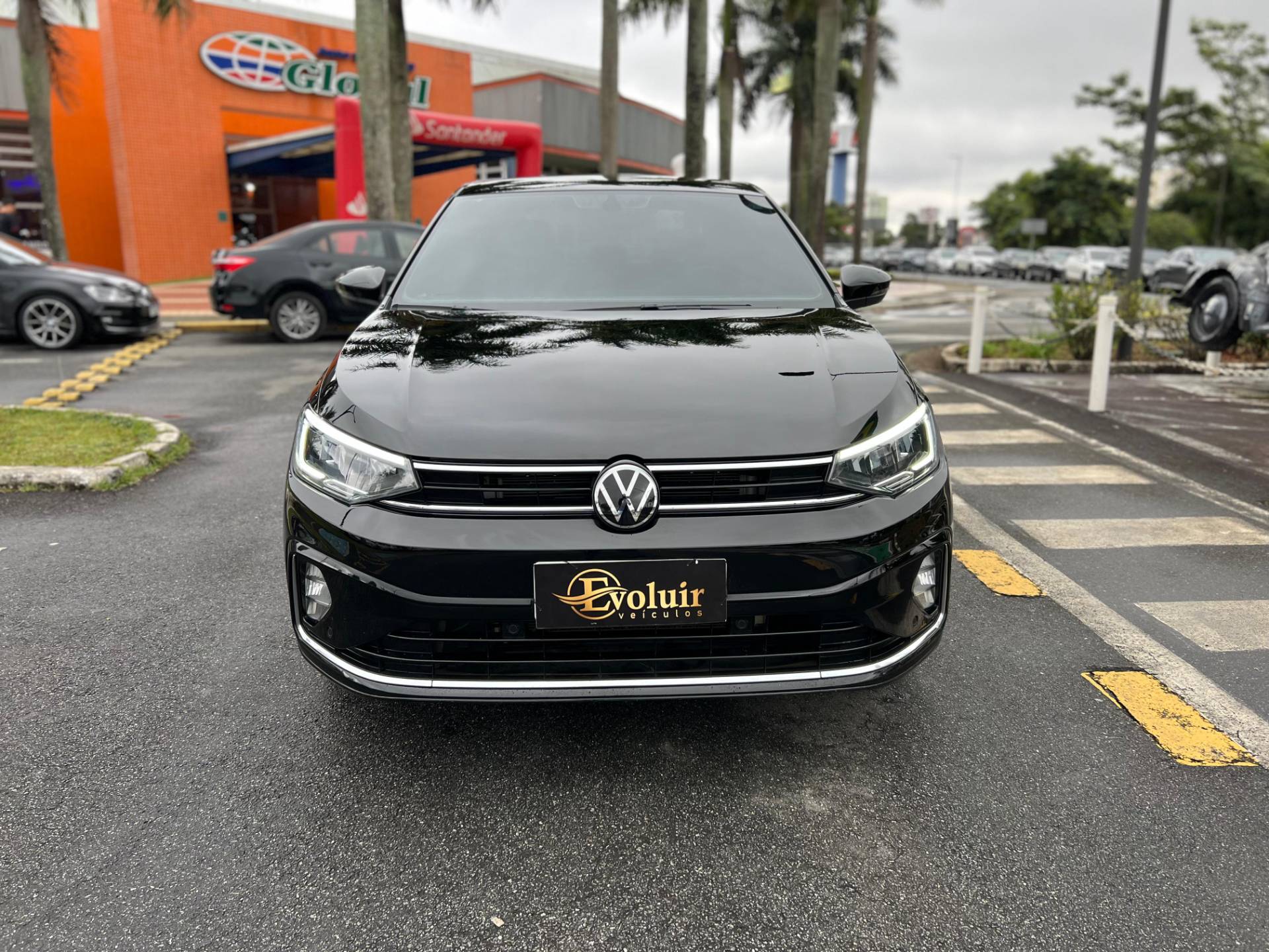 VOLKSWAGEN VIRTUS
