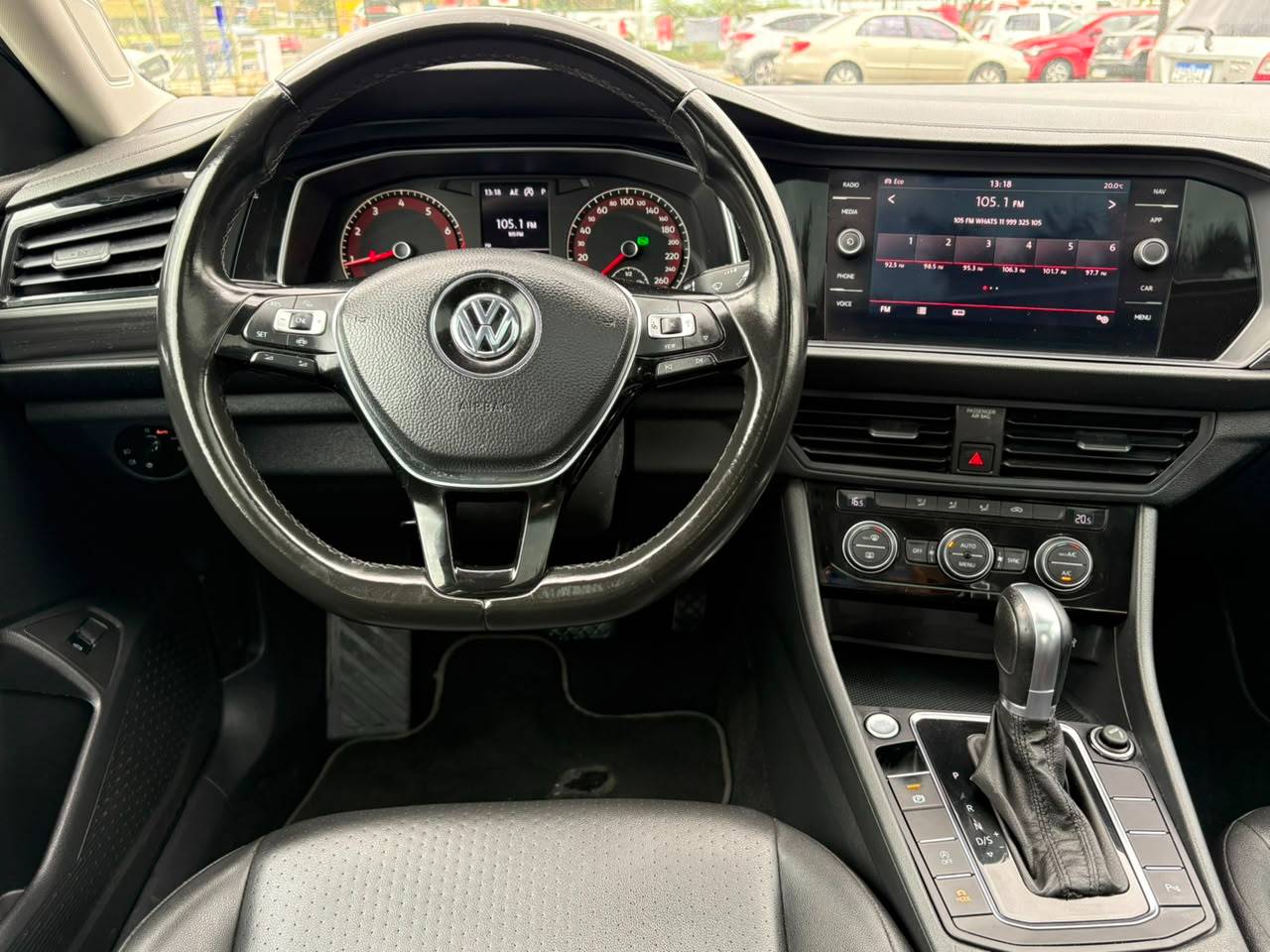 VOLKSWAGEN JETTA