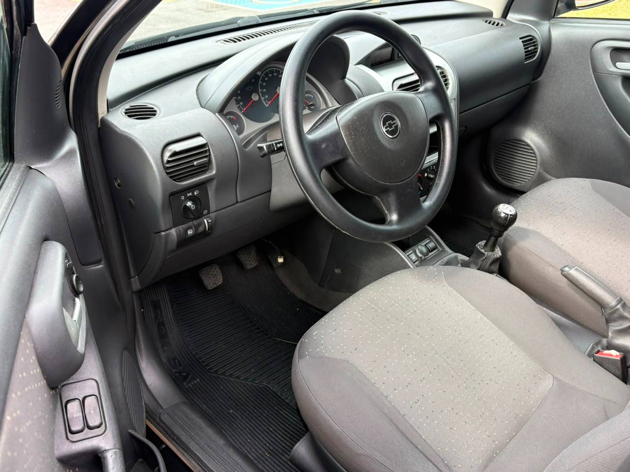 CHEVROLET CORSA