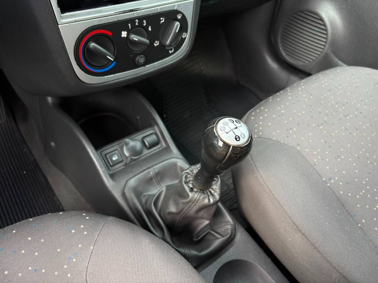 CHEVROLET CORSA