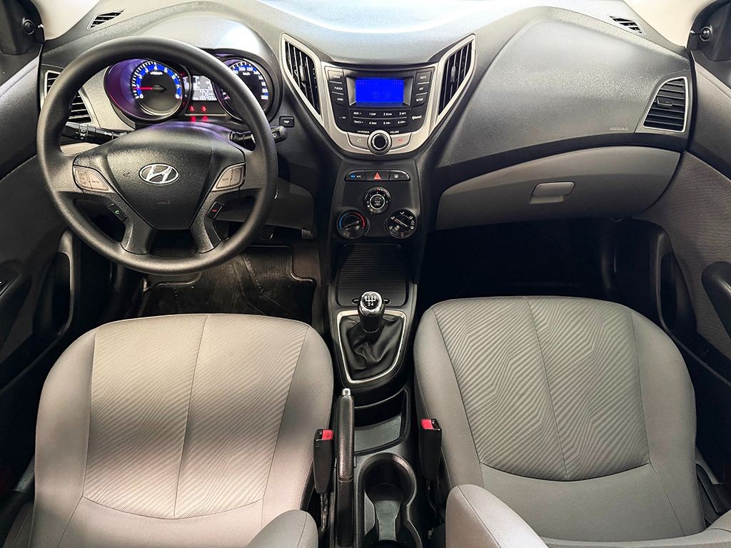 HYUNDAI HB20S