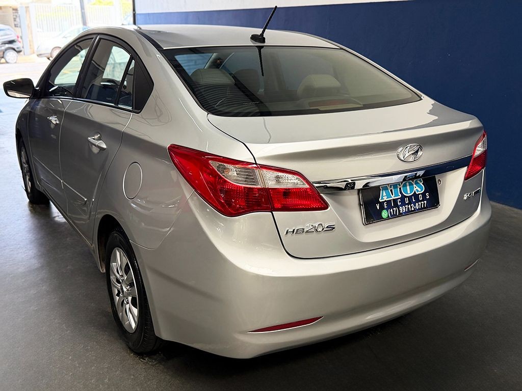 HYUNDAI HB20S