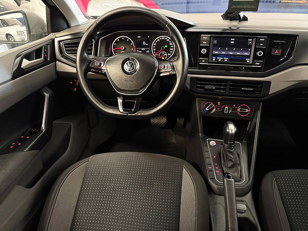 VOLKSWAGEN VIRTUS
