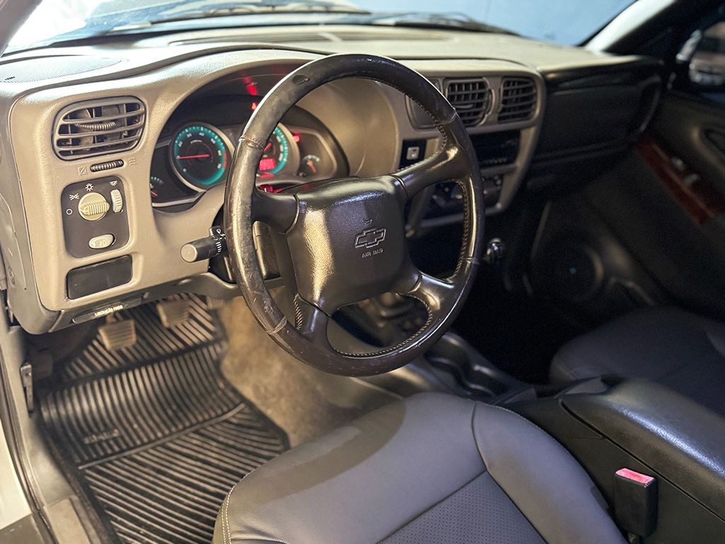 CHEVROLET S10