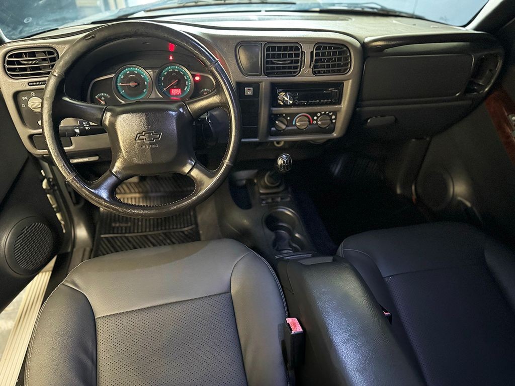 CHEVROLET S10