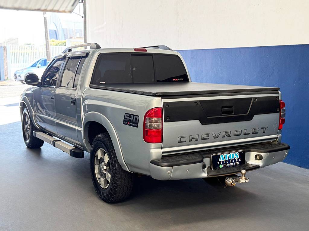 CHEVROLET S10