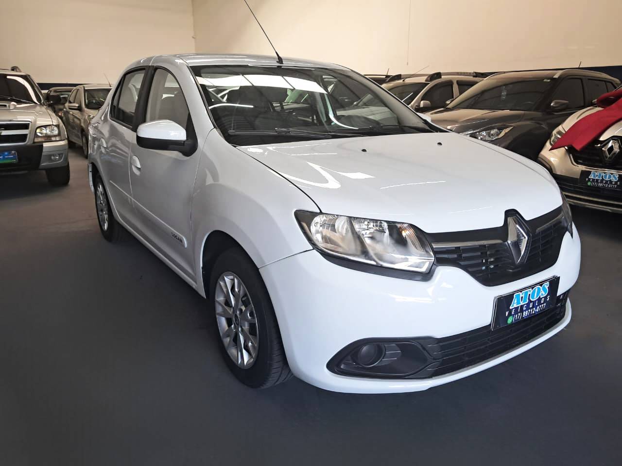 RENAULT LOGAN