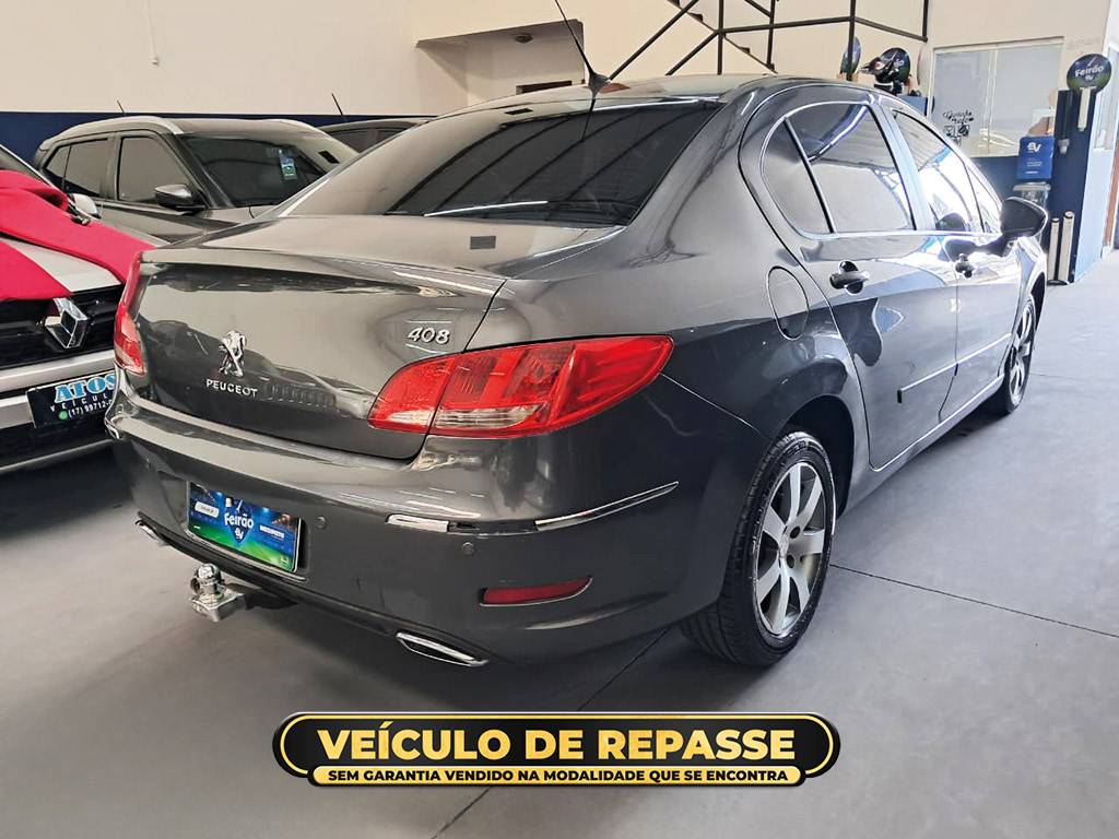 PEUGEOT 408