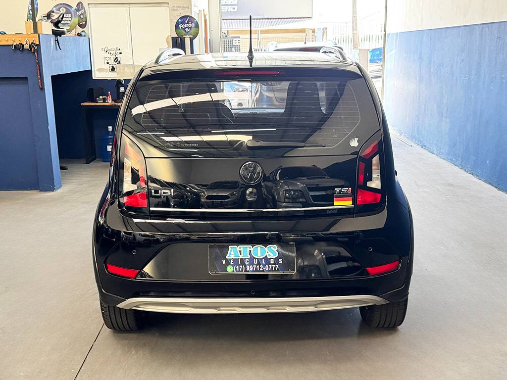 VOLKSWAGEN CROSS UP