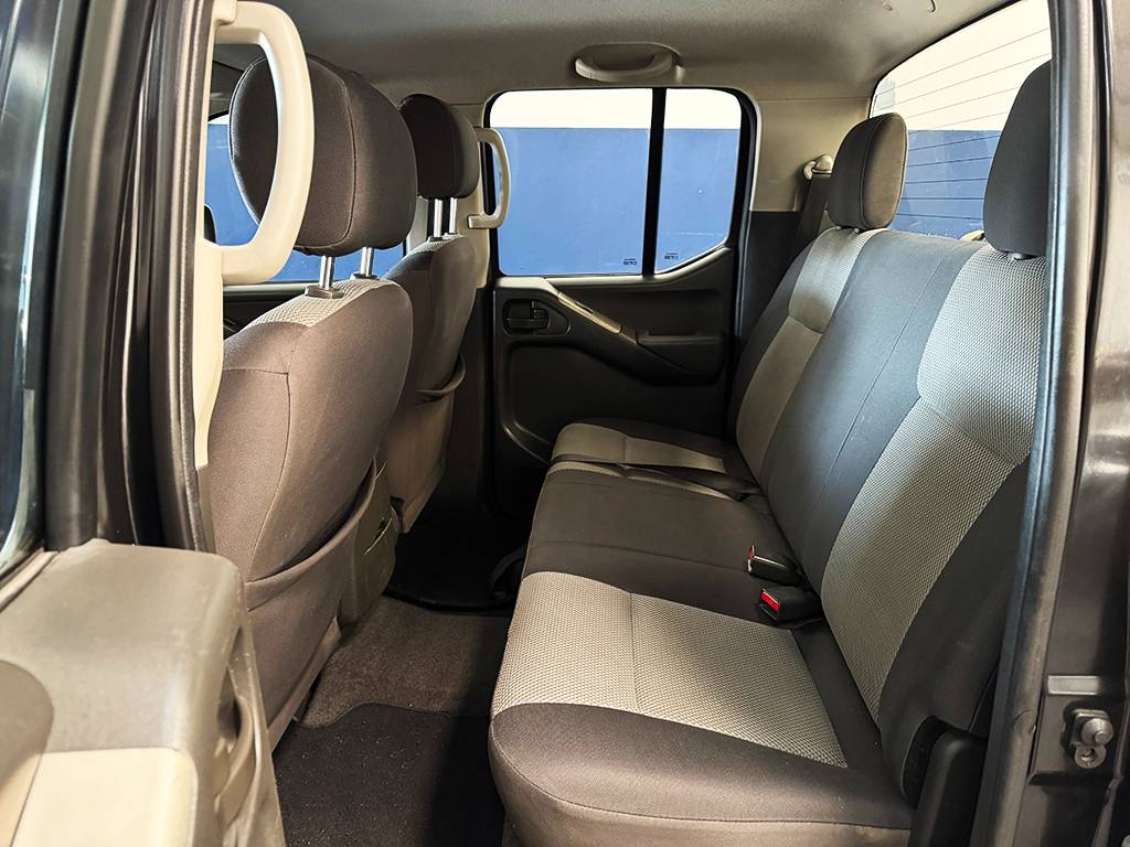 NISSAN FRONTIER