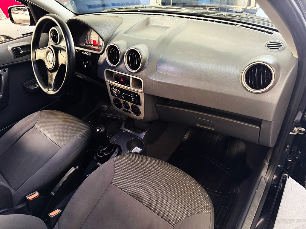 VOLKSWAGEN SAVEIRO
