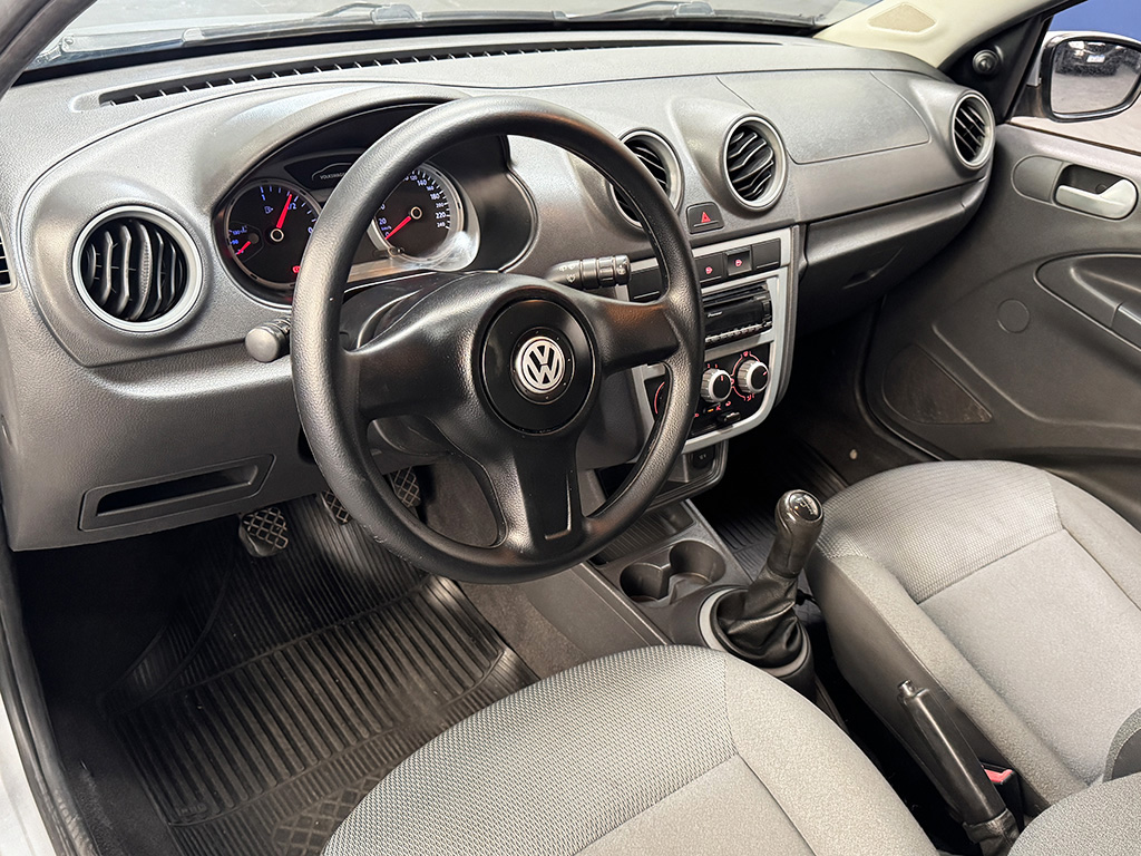 VOLKSWAGEN GOL
