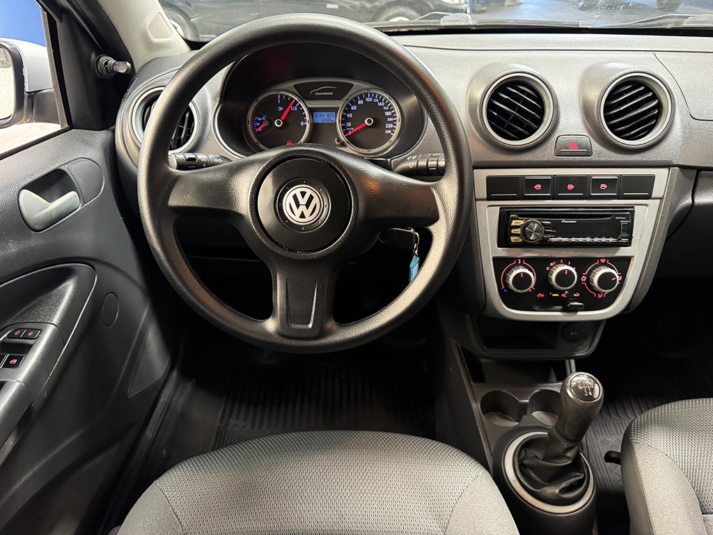 VOLKSWAGEN GOL