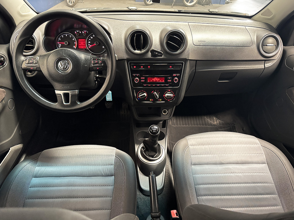 VOLKSWAGEN GOL