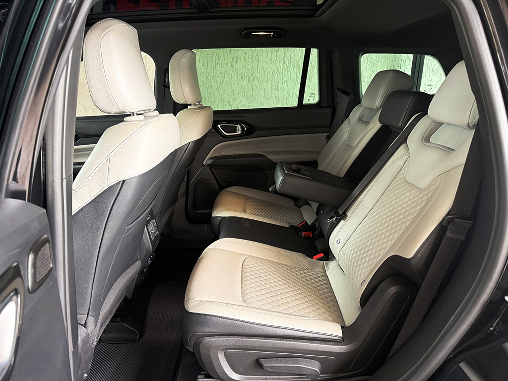 JEEP COMMANDER