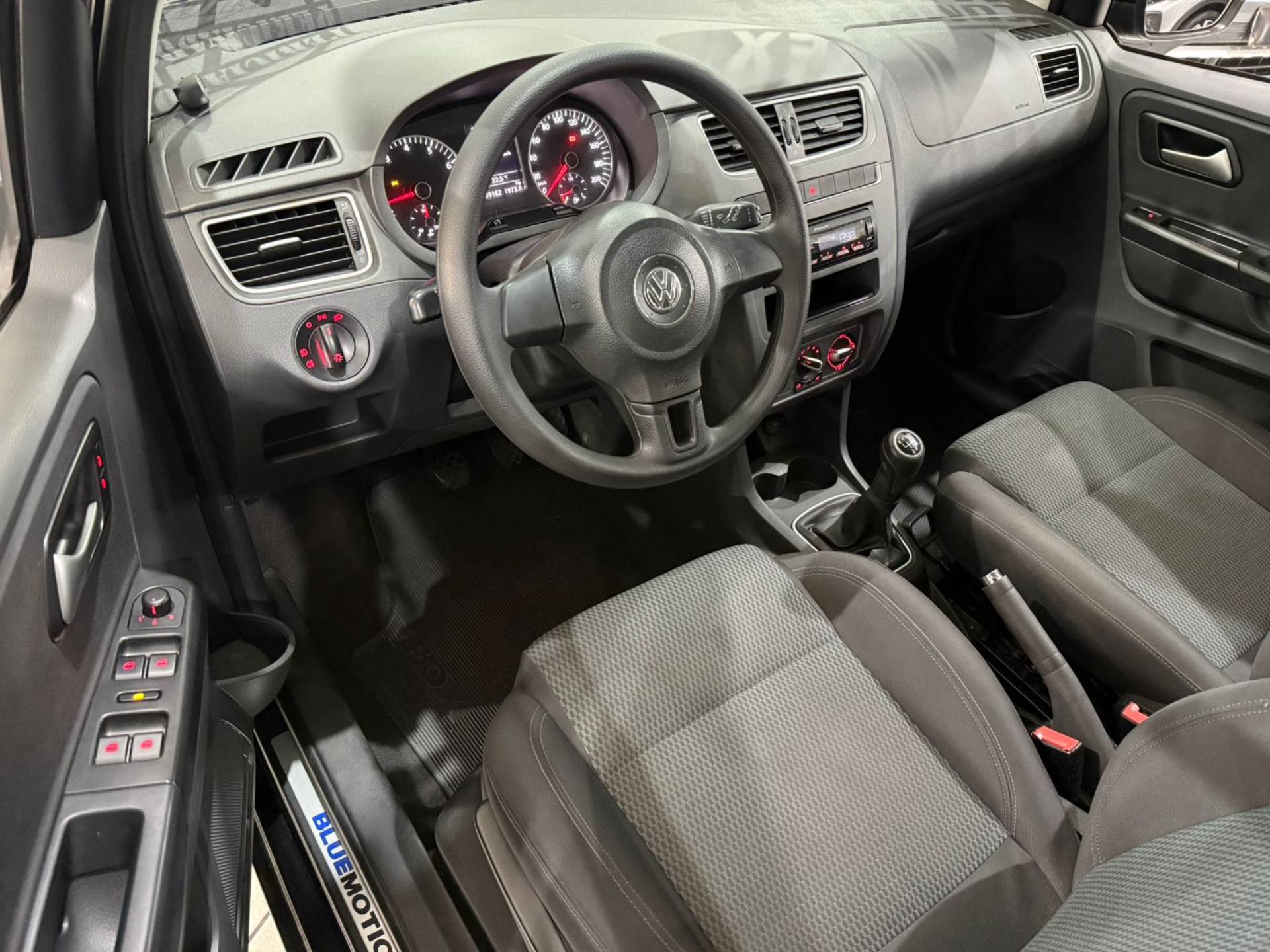 VOLKSWAGEN FOX