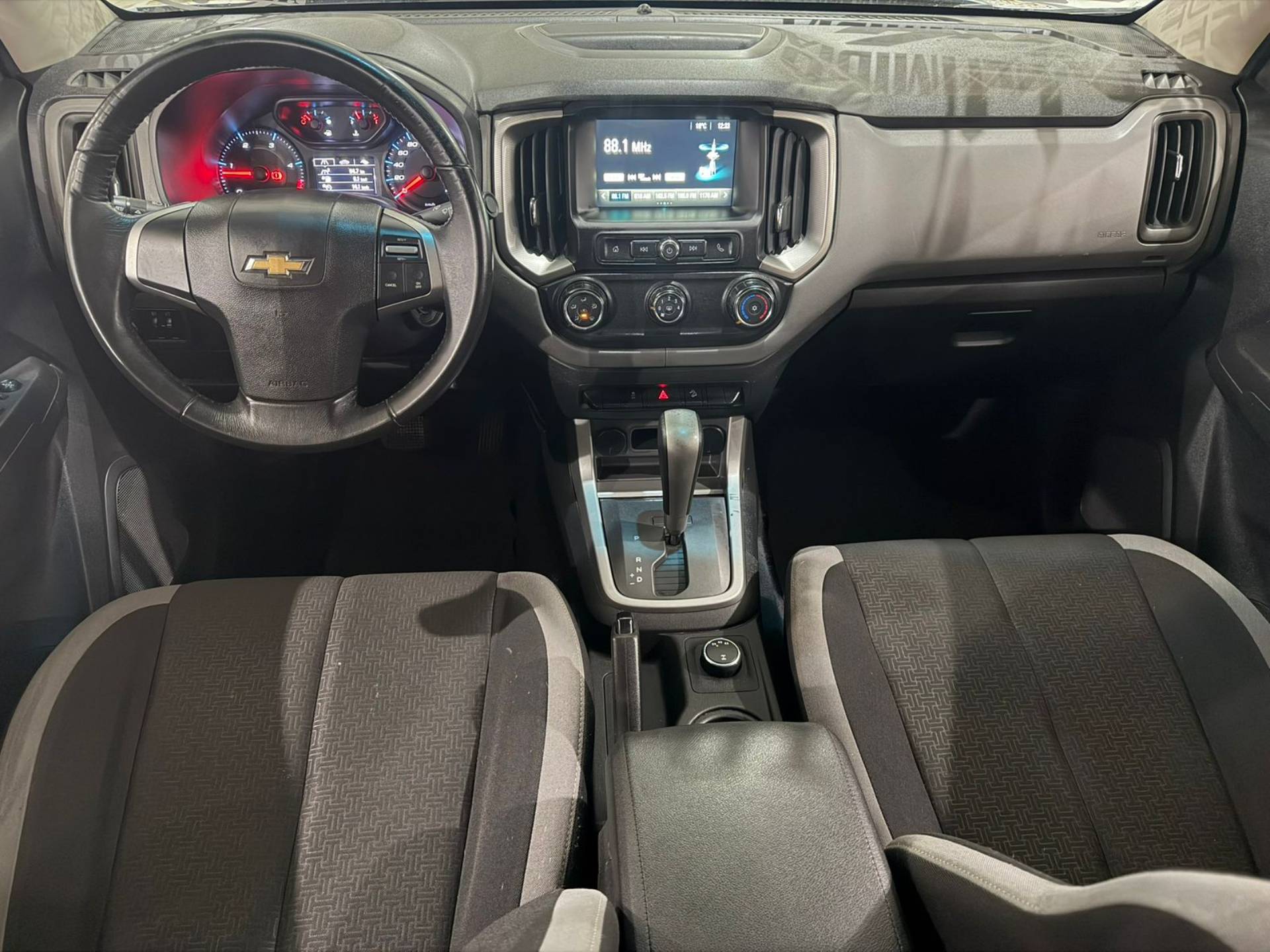CHEVROLET S10